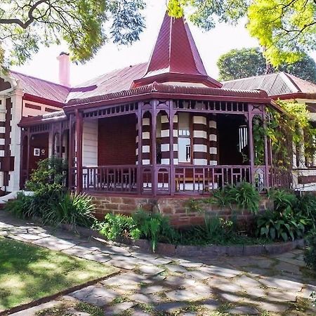 Melvin Residence Guest House Pretoria Luaran gambar